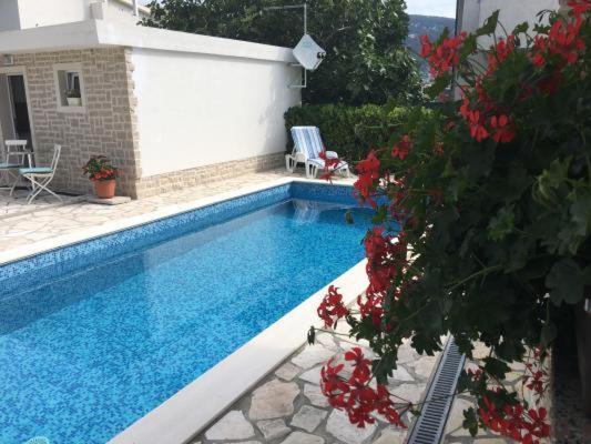Ara-Zarok Villa บัชกา ภายนอก รูปภาพ