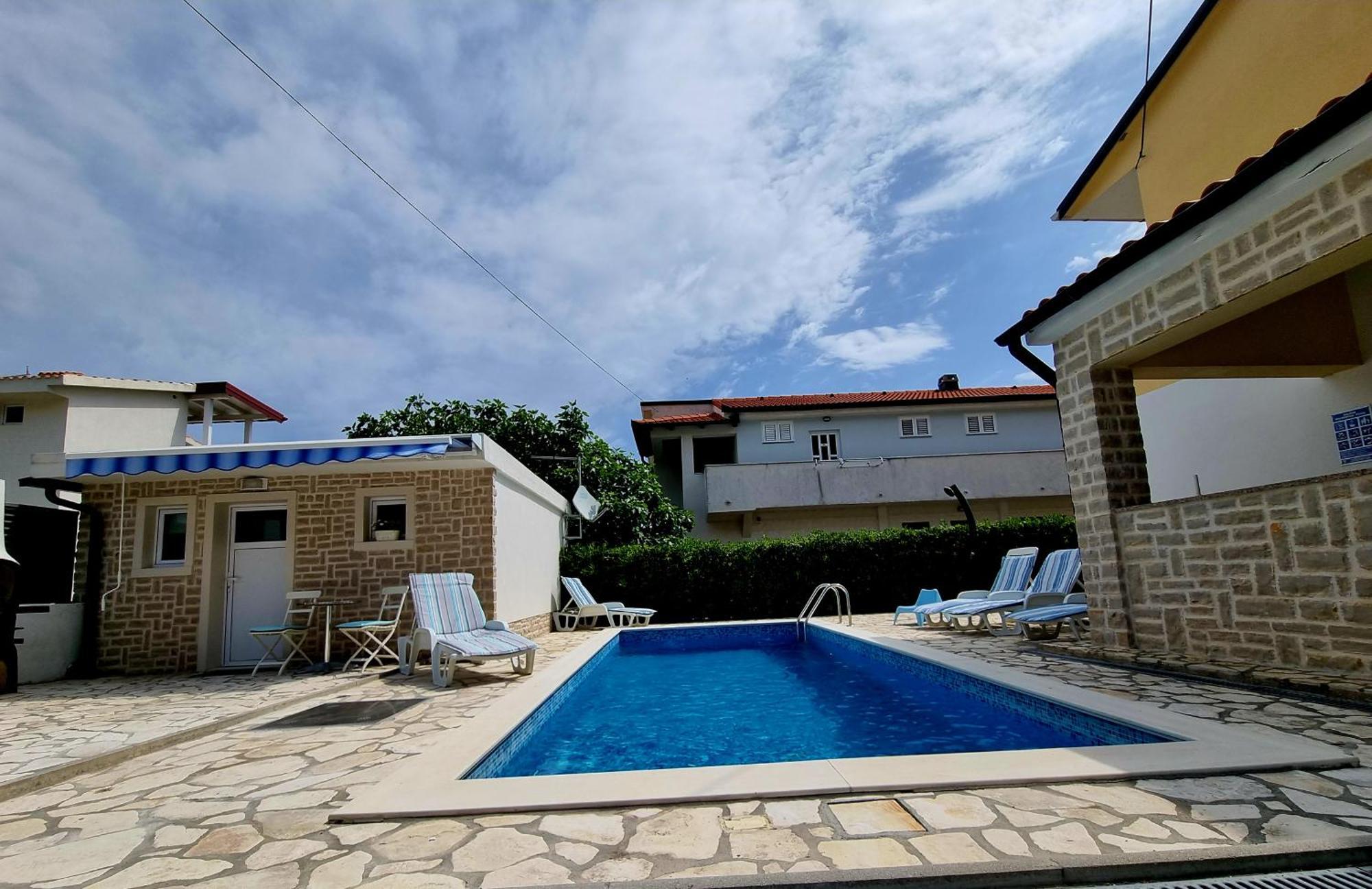 Ara-Zarok Villa บัชกา ภายนอก รูปภาพ